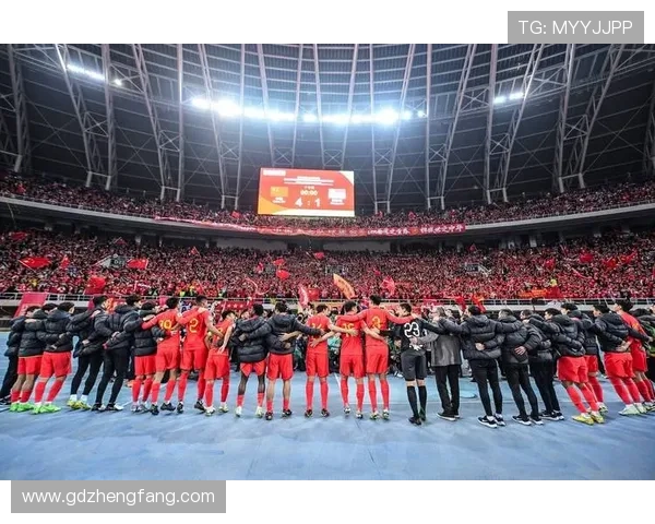 中国男足逆转取胜晋级世界杯亚洲区预选赛下一阶段燃爆全国球迷热情 中国男足逆转取胜晋级世界杯亚洲区预选赛下一阶段燃爆全国球迷热情