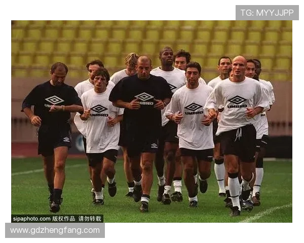 巴黎圣日耳曼俱乐部发展历程与未来挑战:从辉煌到重塑足球王朝的战略布局