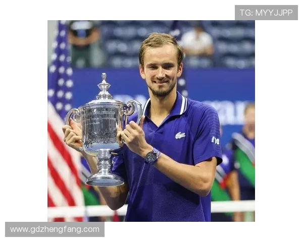 网球赛场新星崛起 德约科维奇与纳达尔再次同场竞技引关注