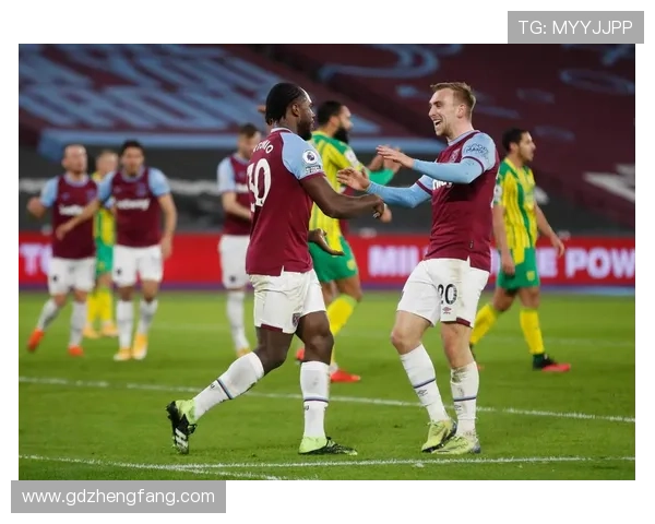 西布罗姆维奇足球俱乐部历史沿革与辉煌成就回顾