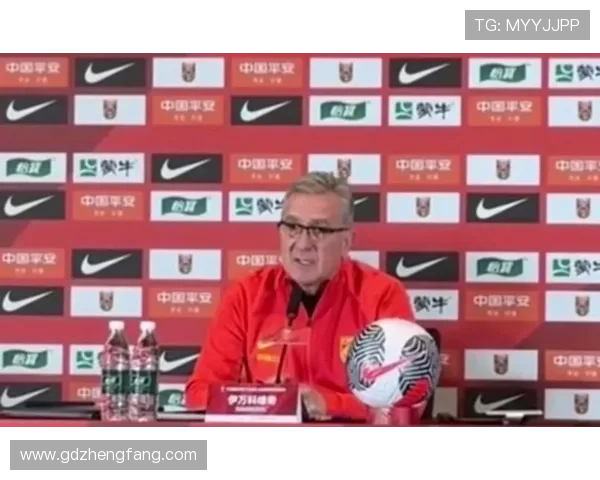 中国足球迎来新篇章,国足新教练首度亮相,备战2026世界杯目标明确 中国足球迎来新篇章,国足新教练首度亮相,备战2026世界杯目标明确