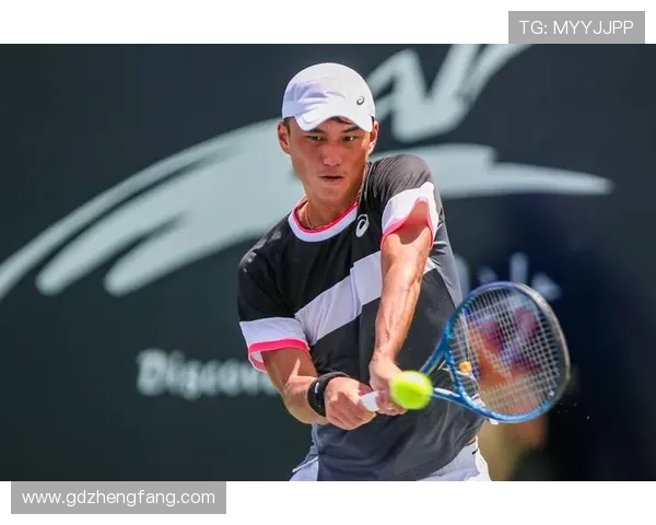 网球巨星新赛季展望：各大赛事对决激烈 揭秘选手备战秘诀与未来挑战