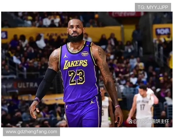 詹姆斯带领湖人强势回归 迎战勇士剑指总冠军 詹姆斯带领湖人强势回归 迎战勇士剑指总冠军